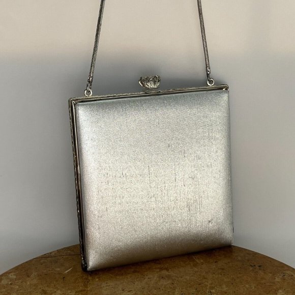 Vintage Metalic Silver Lame Clutch / Handbag Retro Evening Wear Snap Closure - Picture 3 of 7
